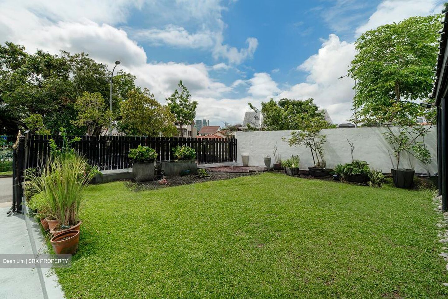 Daisy Avenue (D13), Detached #506400241
